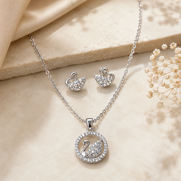 Silver Swan Pendant Set with Chain