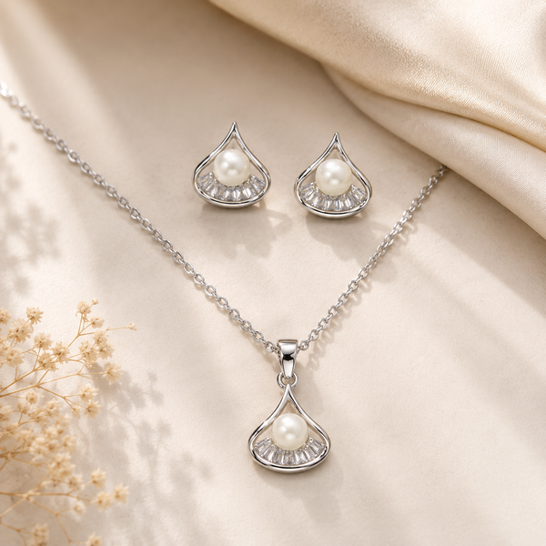 Silver Pearl Drop Pendant Set with Chain