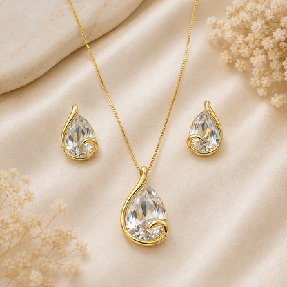 Gold Paisley Pendant Set with Chain