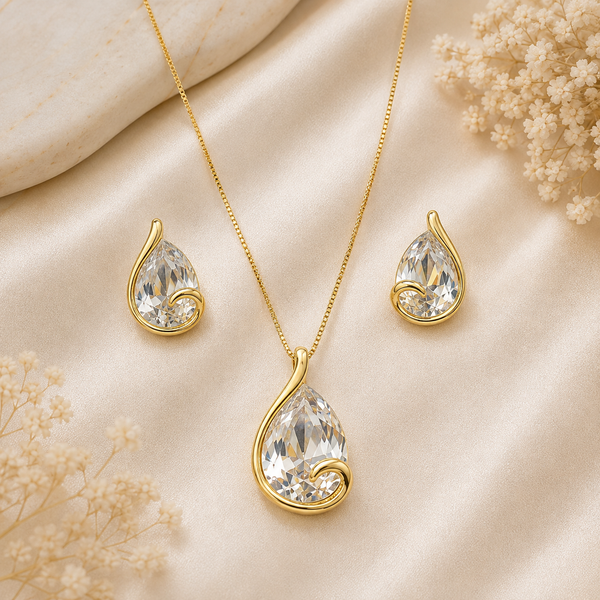 Gold Paisley Pendant Set with Chain