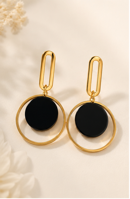 Minimalist Black &amp; Gold Geometric Drop