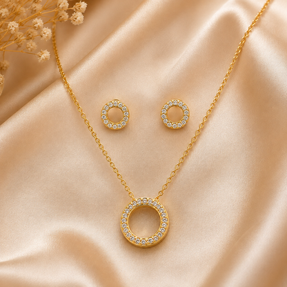 Gold Circle Pendant Set with Chain